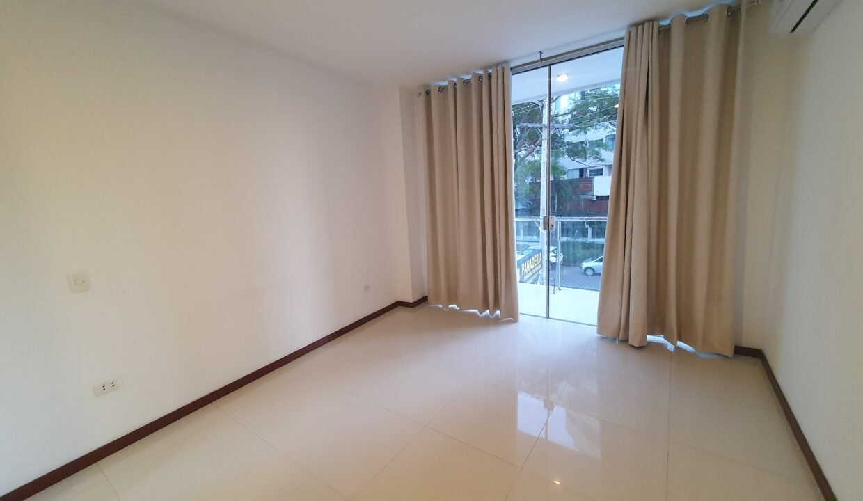 8-departamento-tres-dormitorios-alquiler-zonasur-santacruz-bolivia